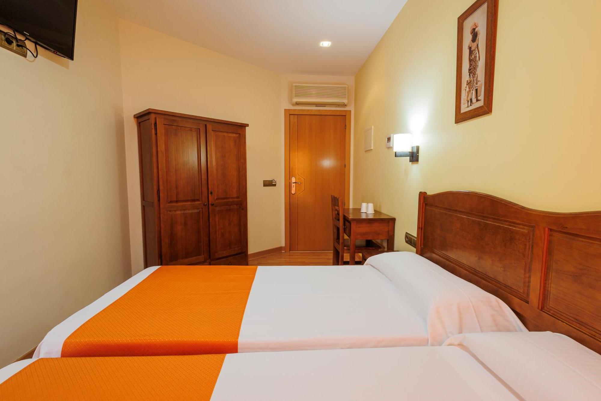 Hotel Pattaya Mocejón Kültér fotó