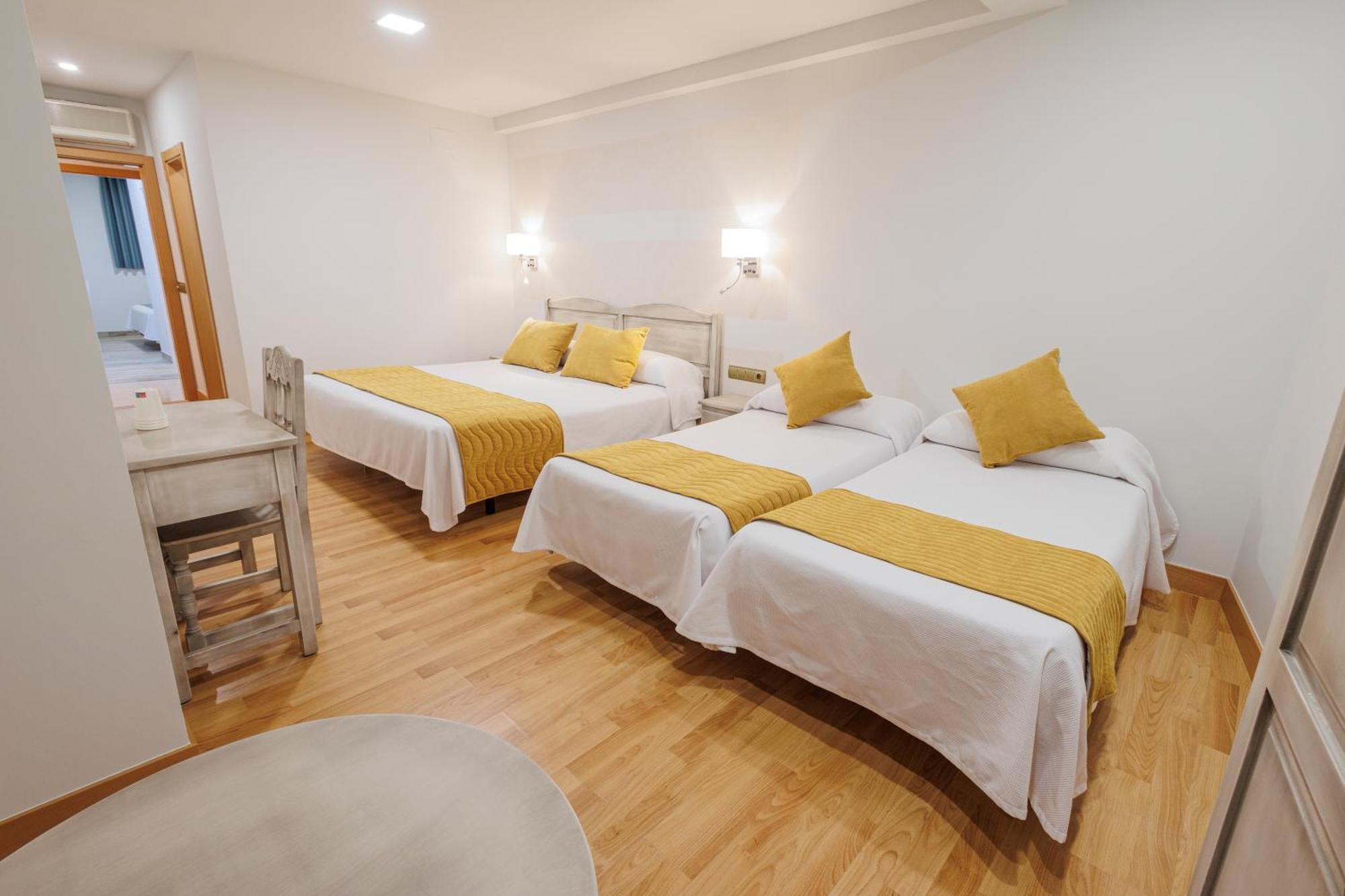 Hotel Pattaya Mocejón Kültér fotó