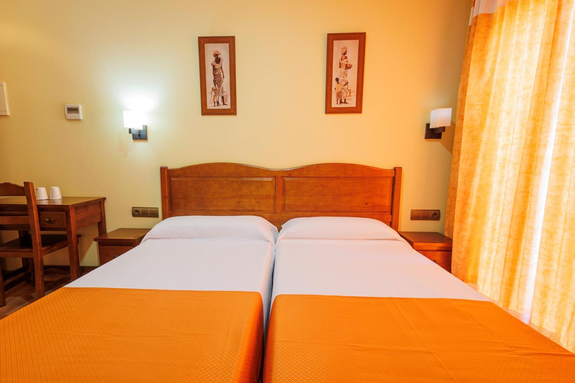 Hotel Pattaya Mocejón Kültér fotó