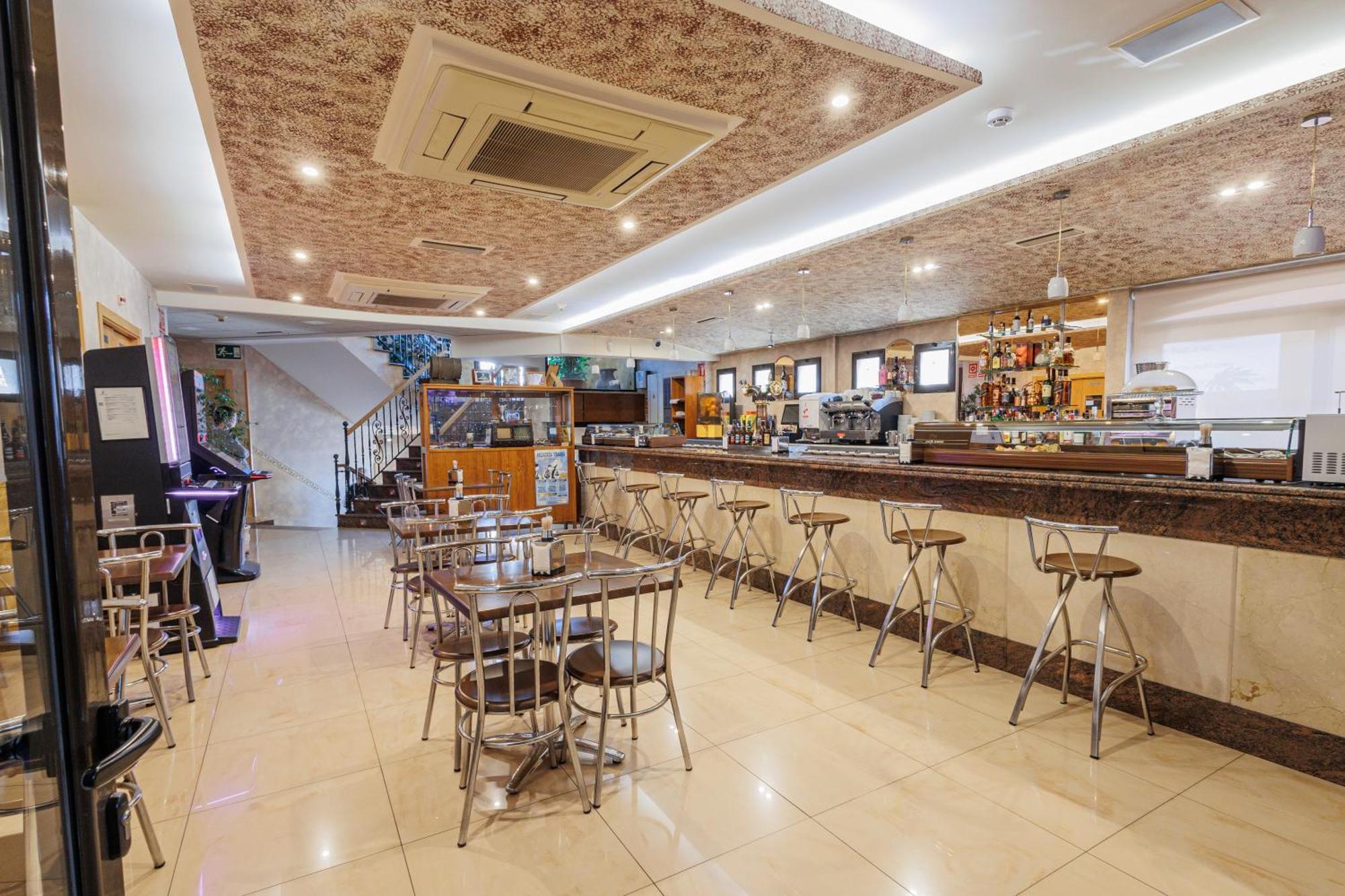 Hotel Pattaya Mocejón Kültér fotó