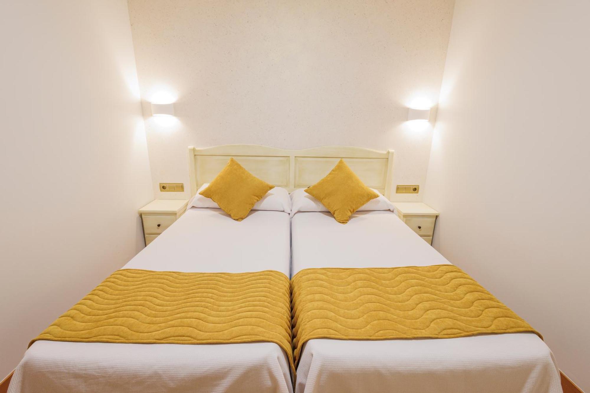 Hotel Pattaya Mocejón Kültér fotó