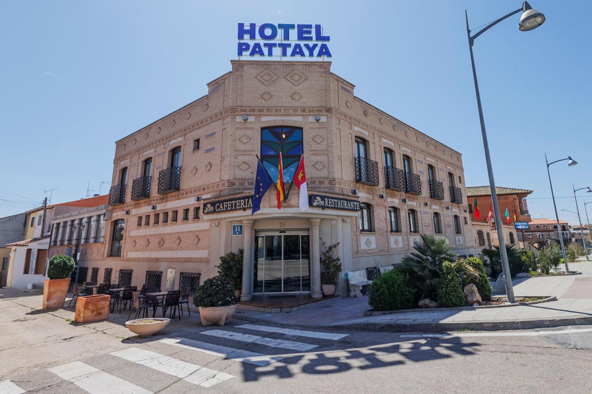 Hotel Pattaya Mocejón Kültér fotó